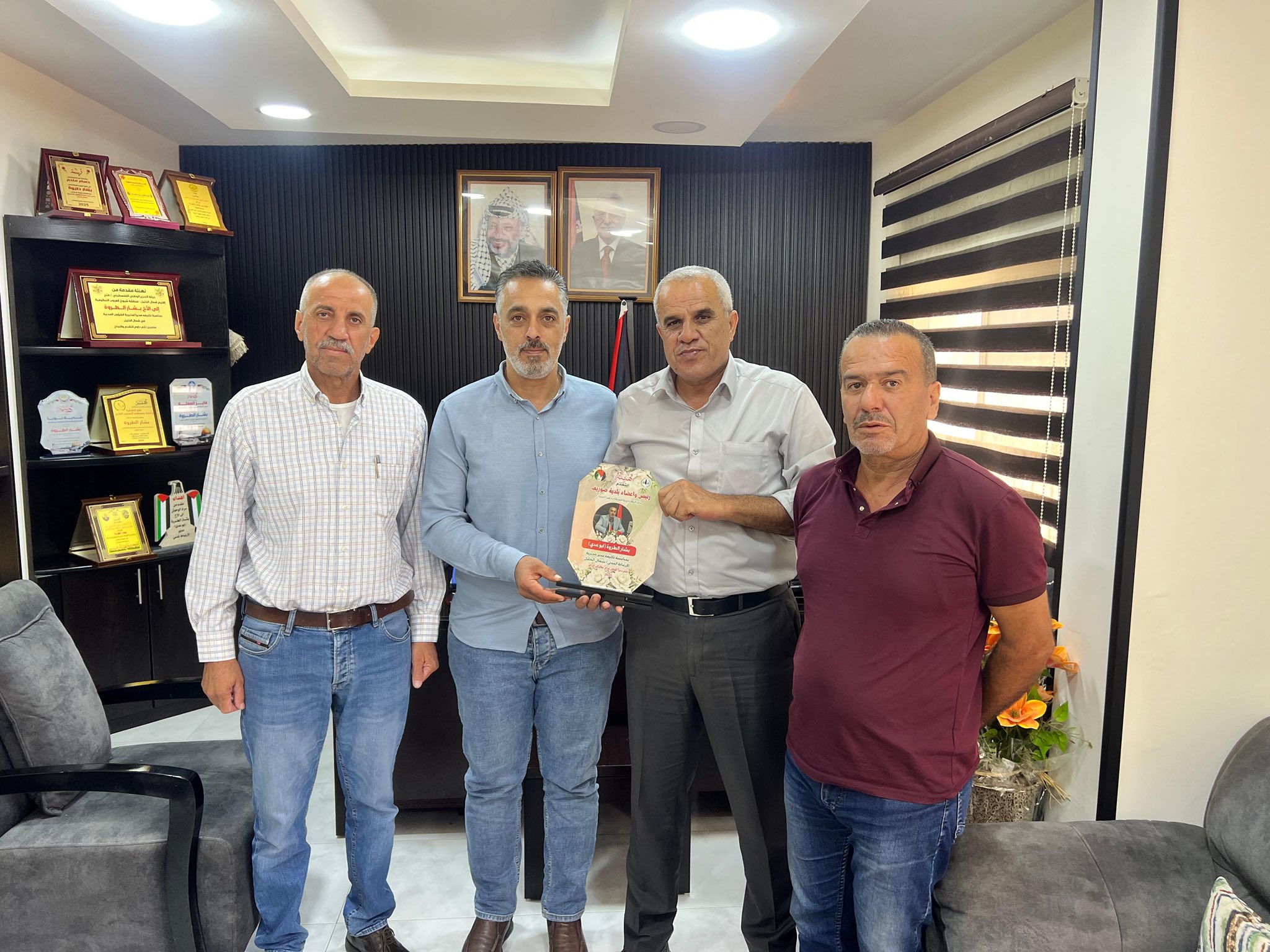 بلدية صوريف تبارك التعيينات الجديدة في شمال الخليل